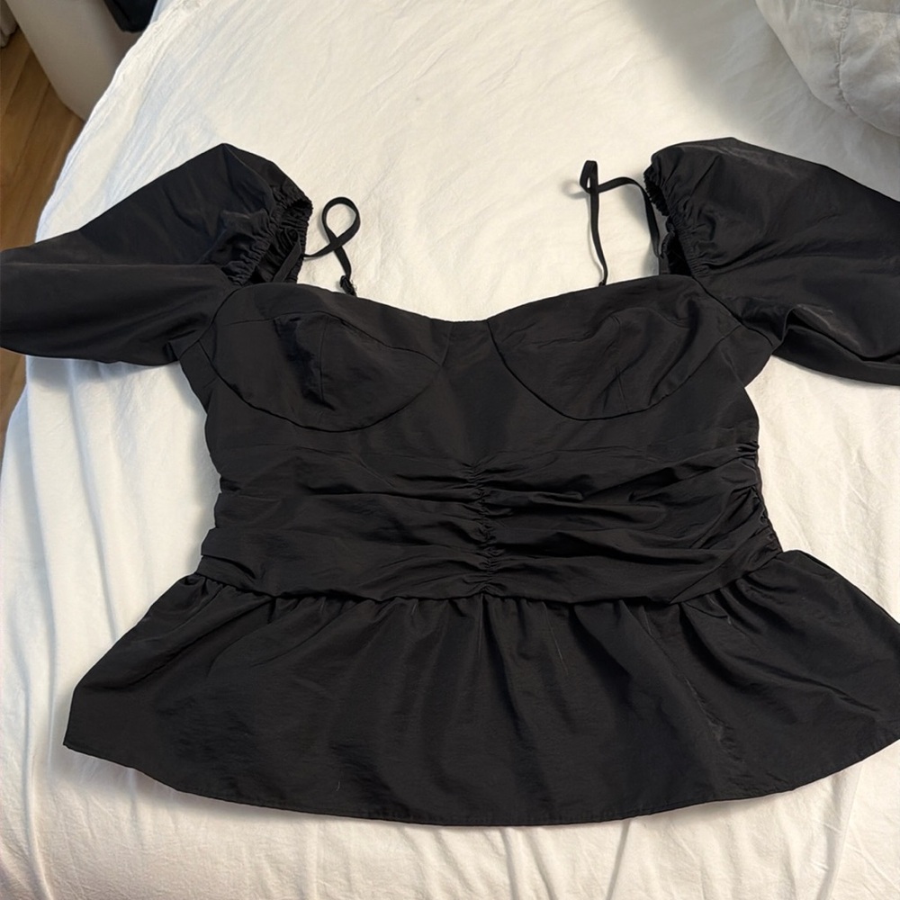 WAYF peplum top M